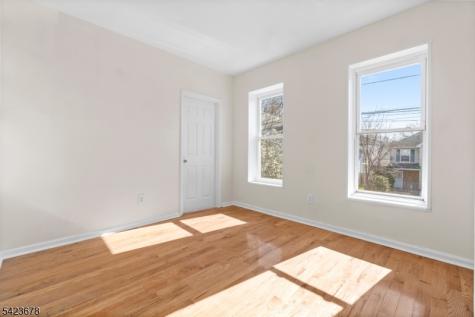 435 S 17th Street Newark NJ 07103