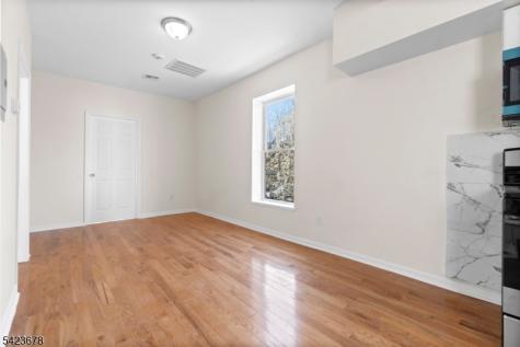 435 S 17th Street Newark NJ 07103