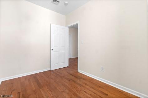 435 S 17th Street Newark NJ 07103