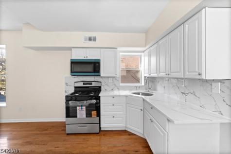 435 S 17th Street Newark NJ 07103