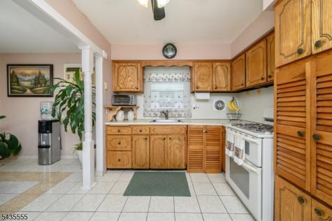 405 Kennedy Drive Linden NJ 07036