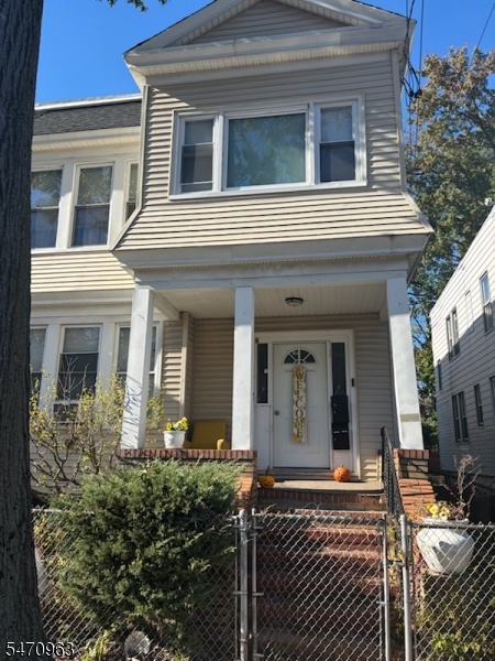 271 Leslie Street Newark NJ 07112