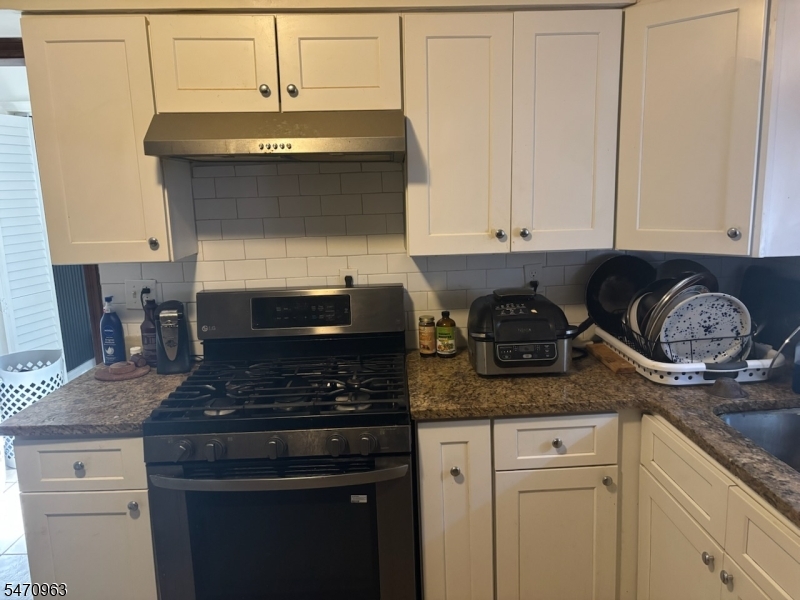271 Leslie Street Newark NJ 07112