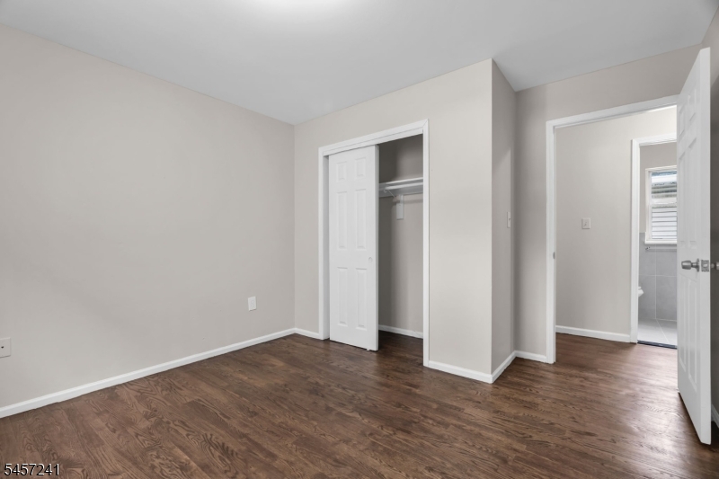 232 4TH Street Newark NJ 07107
