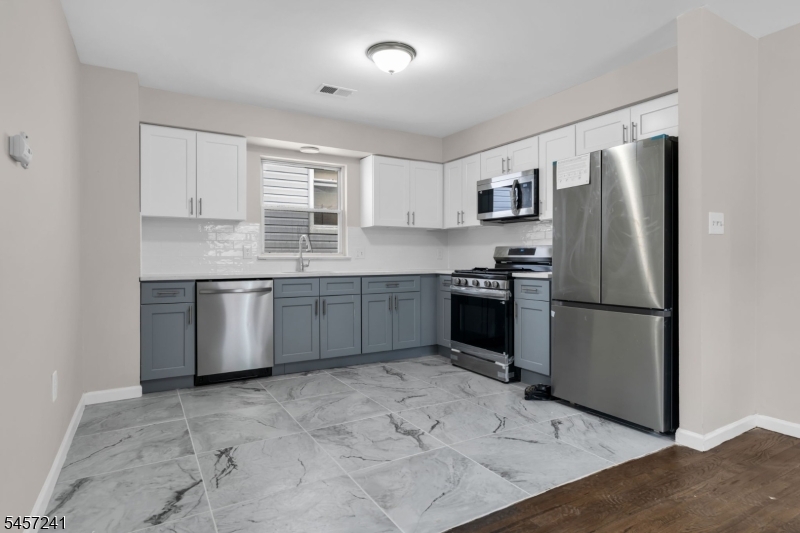 232 4TH Street Newark NJ 07107