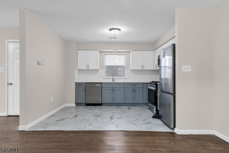 232 4TH Street Newark NJ 07107