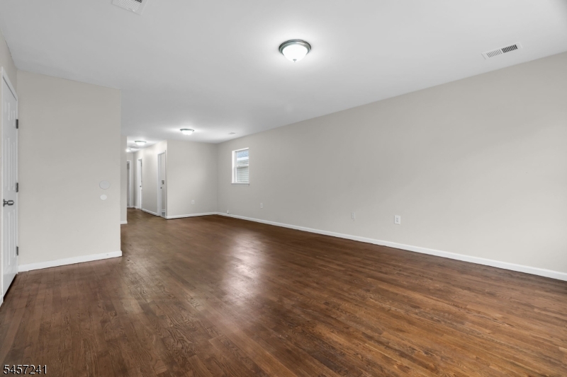232 4TH Street Newark NJ 07107