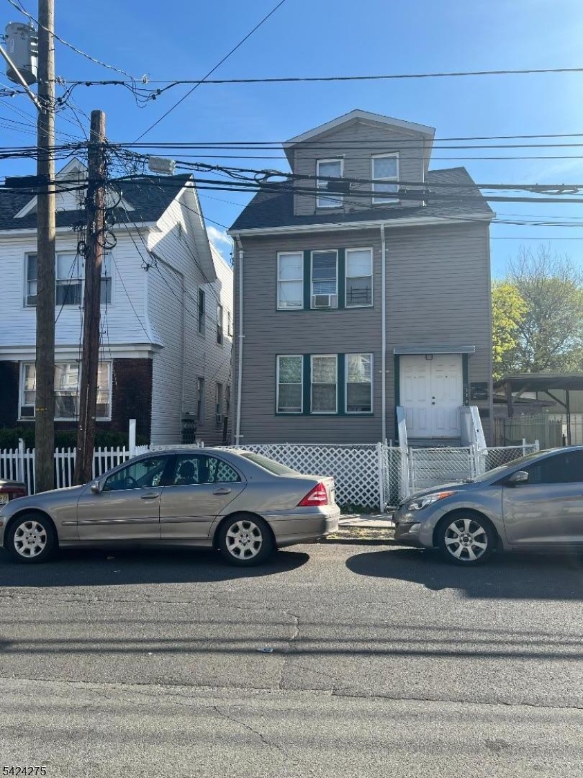 147 19TH Avenue Irvington NJ 07111