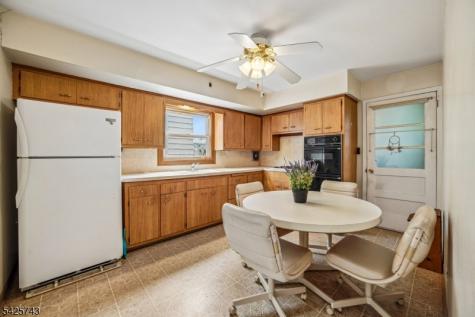 31 Division Street Bloomfield NJ 07003