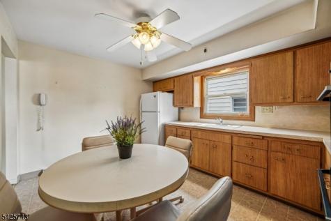 31 Division Street Bloomfield NJ 07003