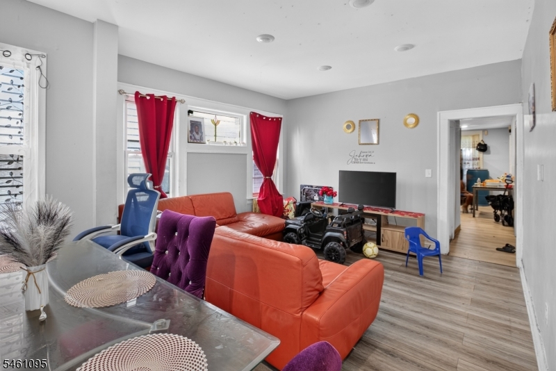 291 Madison Avenue Irvington NJ 07111