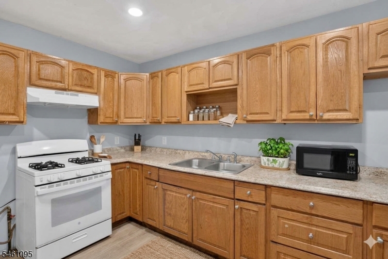 291 Madison Avenue Irvington NJ 07111