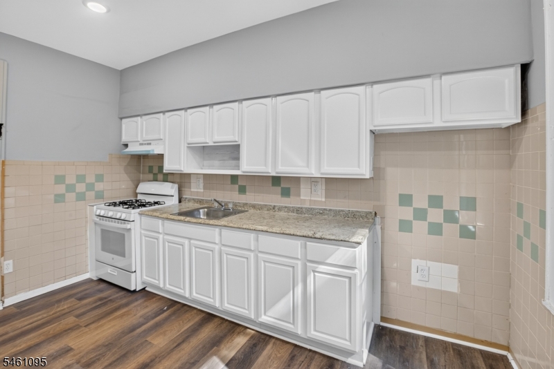 291 Madison Avenue Irvington NJ 07111
