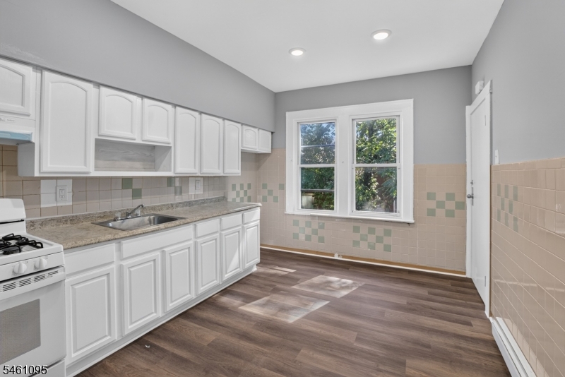 291 Madison Avenue Irvington NJ 07111