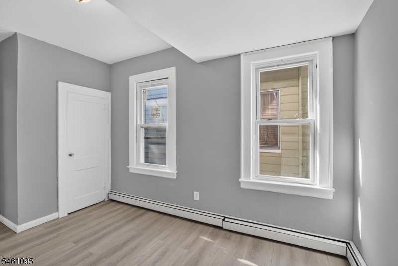 291 Madison Avenue Irvington NJ 07111