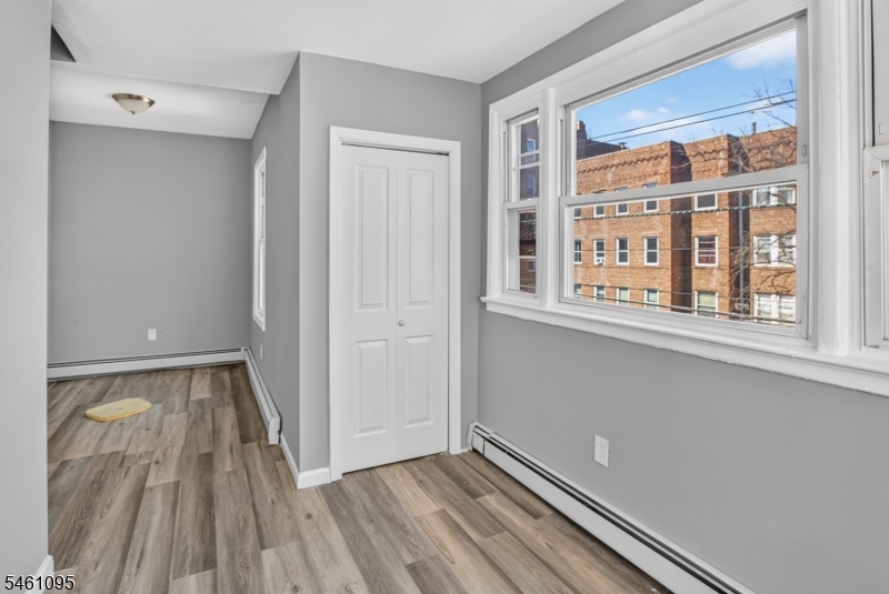 291 Madison Avenue Irvington NJ 07111
