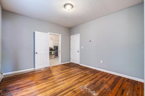 409 Ogden Place Perth Amboy NJ 08861