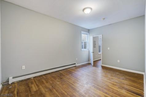 409 Ogden Place Perth Amboy NJ 08861