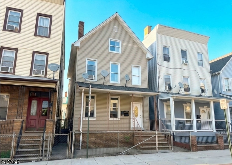 231 Clark Place Elizabeth NJ 07206
