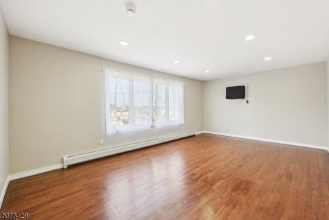 184 Albert Street North Arlington NJ 07031