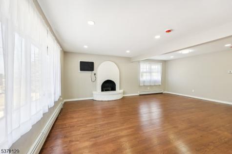 184 Albert Street North Arlington NJ 07031