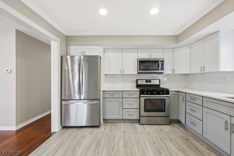 184 Albert Street North Arlington NJ 07031