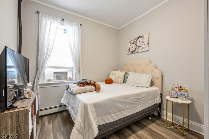84 Westervelt Place Lodi NJ 07644