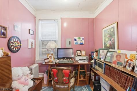 38 Schley Street Newark NJ 07112