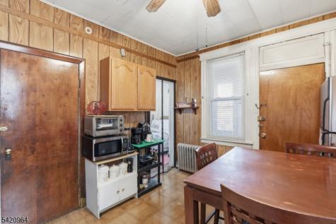 38 Schley Street Newark NJ 07112