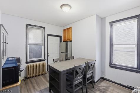 38 Schley Street Newark NJ 07112