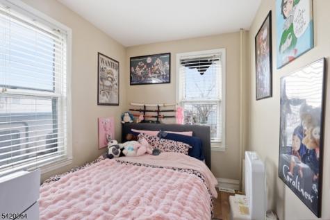 38 Schley Street Newark NJ 07112