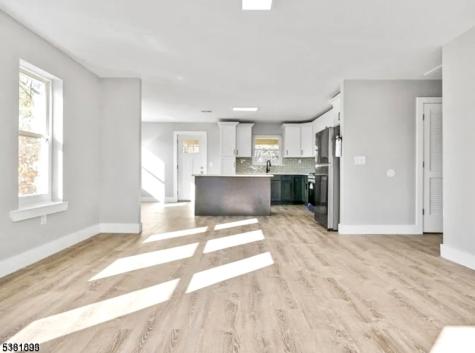 58 Park Avenue East Orange NJ 07017