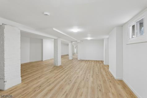 55 Hawkins Street Newark NJ 07105