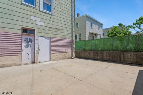 55 Hawkins Street Newark NJ 07105