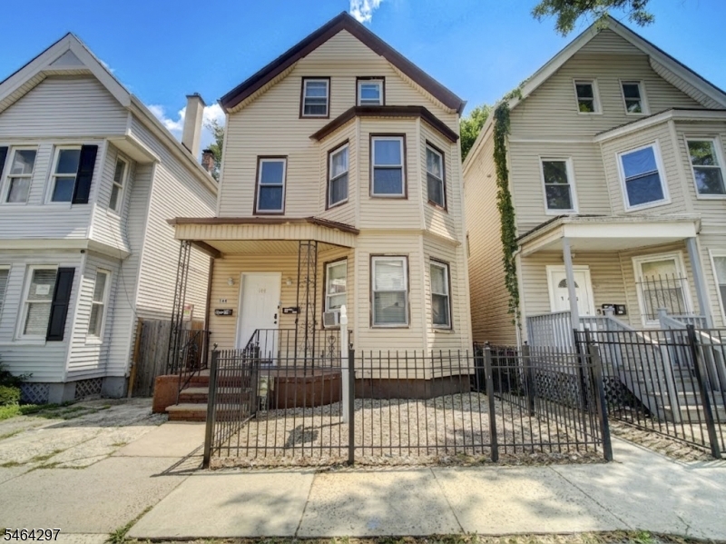 144 Steuben Street East Orange NJ 07018