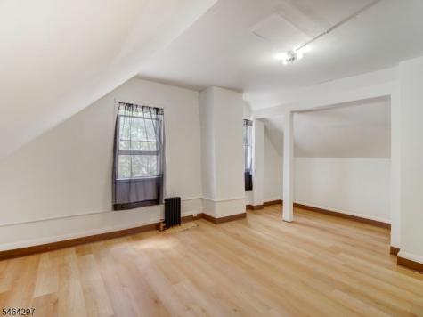 144 Steuben Street East Orange NJ 07018
