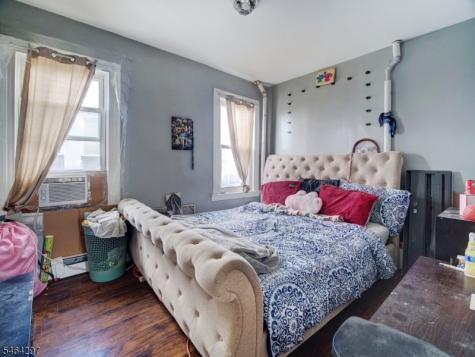 144 Steuben Street East Orange NJ 07018
