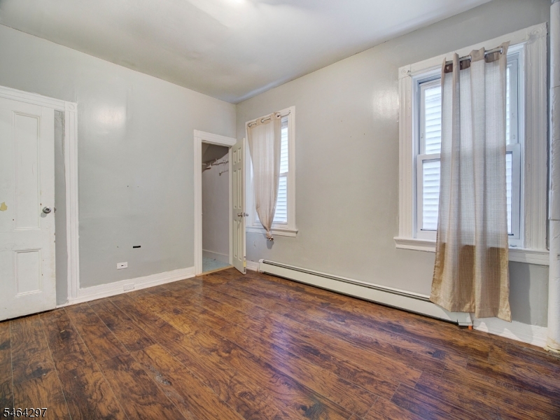 144 Steuben Street East Orange NJ 07018