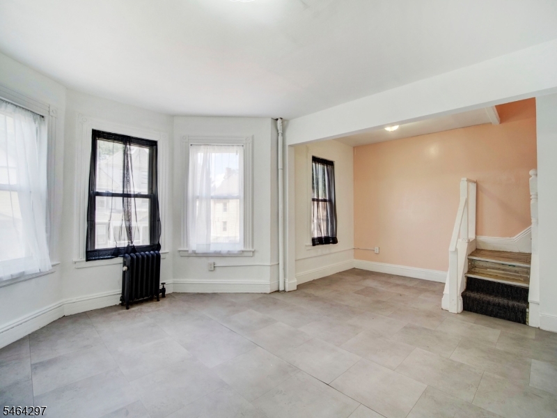 144 Steuben Street East Orange NJ 07018