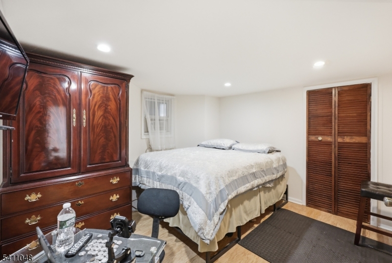 23 Fillmore Street Newark NJ 07105