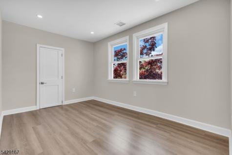 21 Market Street Edison NJ 08817