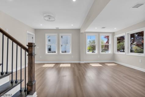 21 Market Street Edison NJ 08817