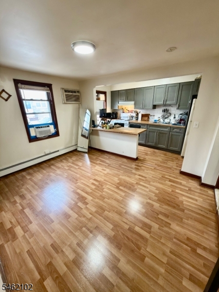 15 Hensler Street Newark NJ 07105