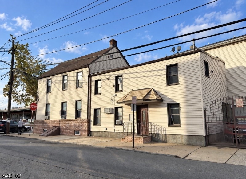 15 Hensler Street Newark NJ 07105