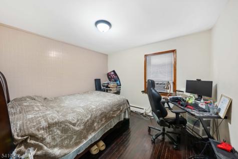 34 Henry Street Woodbridge NJ 07064