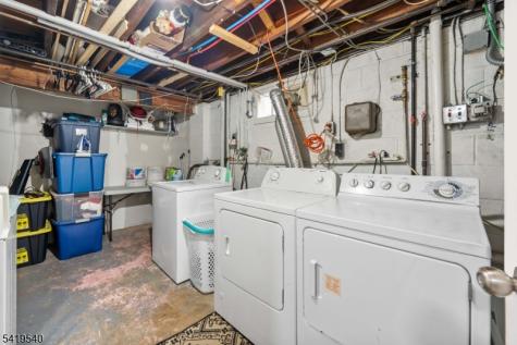 34 Henry Street Woodbridge NJ 07064