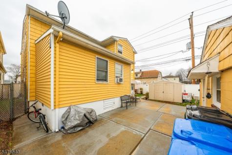 34 Henry Street Woodbridge NJ 07064