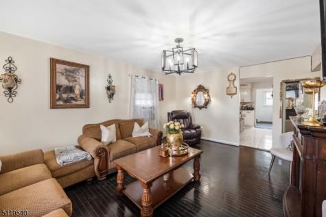 34 Henry Street Woodbridge NJ 07064