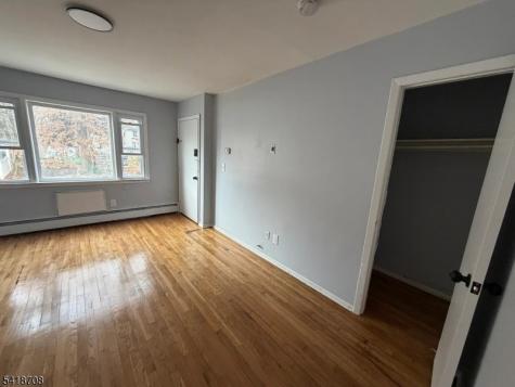 1599 Oliver Street Rahway NJ 07065