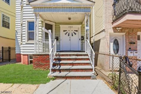 295 Old Bergen Road Jersey City NJ 07305